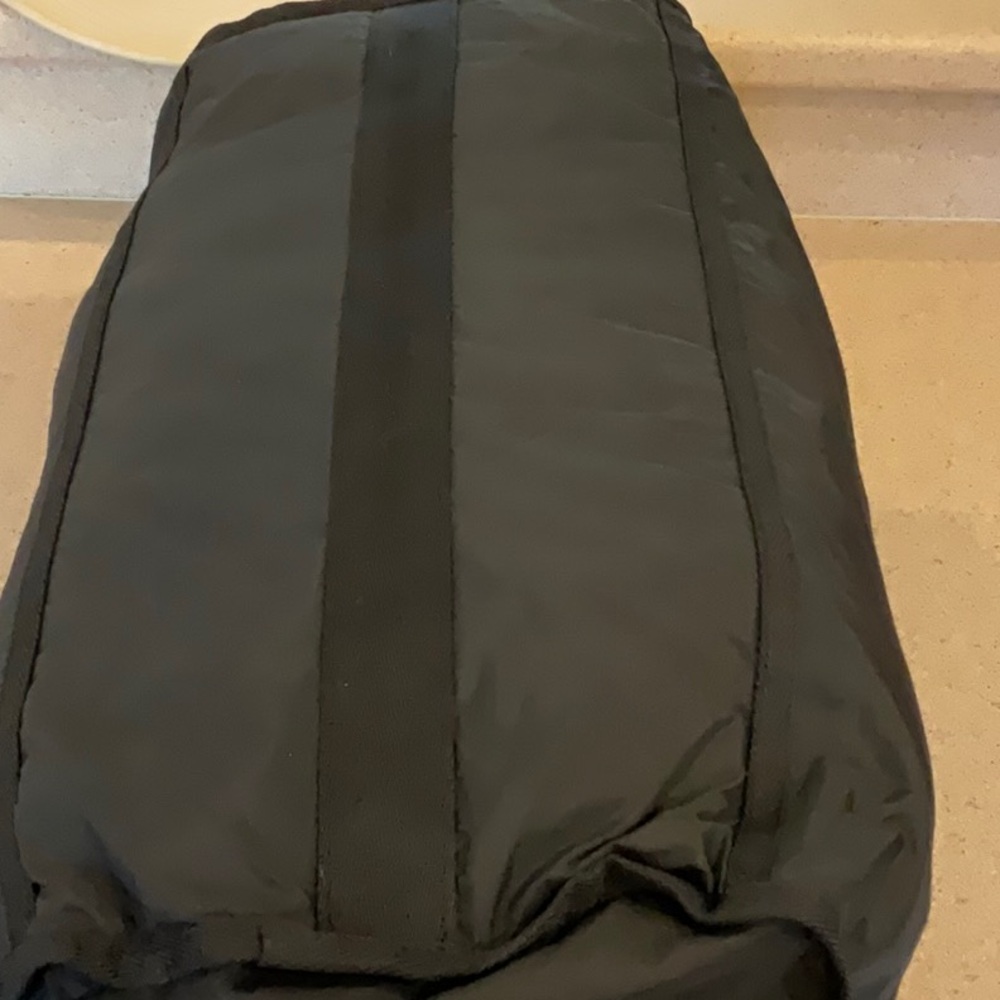 Le Sportsac Weekender Bag - Picture 8 of 8